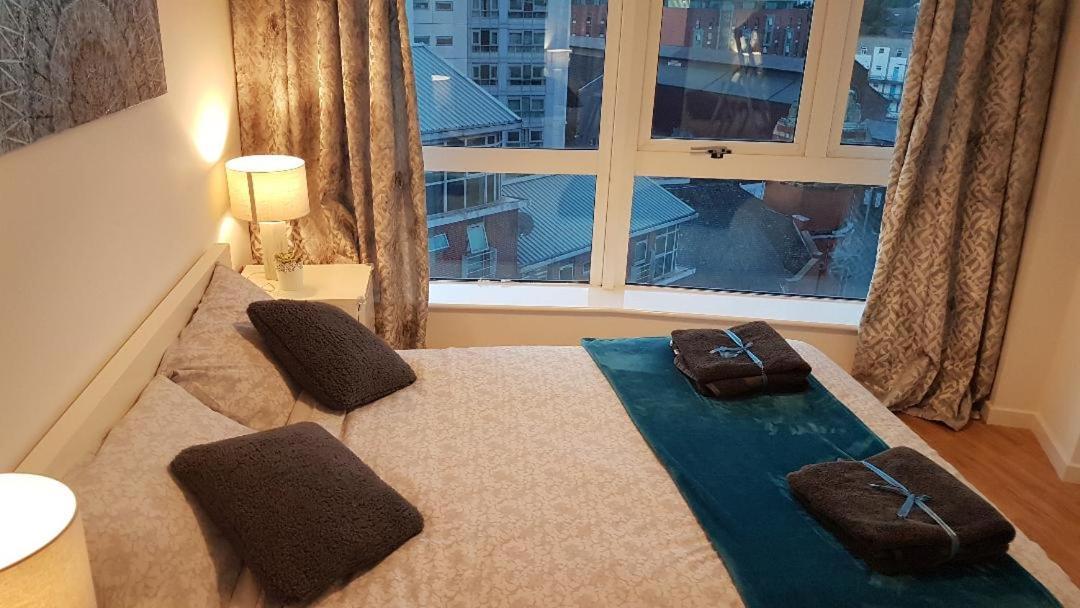 Marco Island -Spacious City Centre 2 Bedroom Apartment ノッティンガム エクステリア 写真
