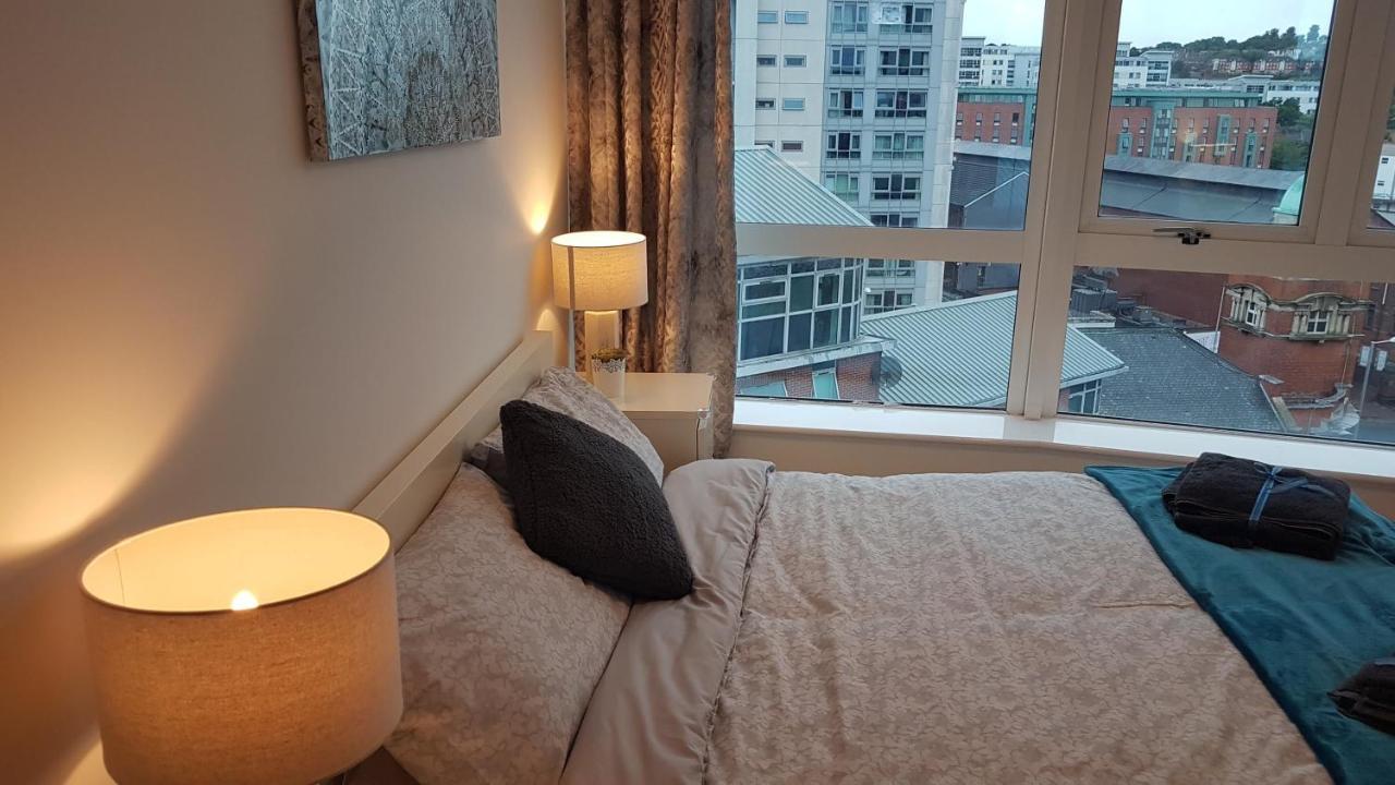 Marco Island -Spacious City Centre 2 Bedroom Apartment ノッティンガム エクステリア 写真