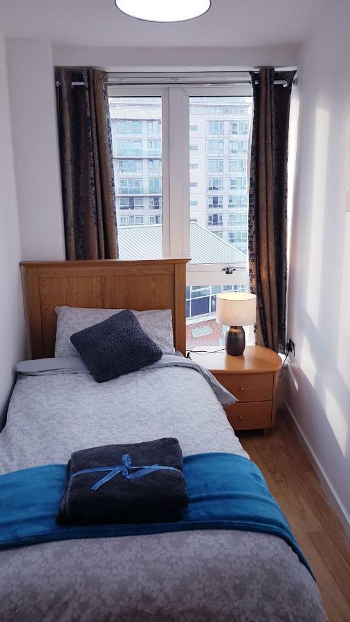 Marco Island -Spacious City Centre 2 Bedroom Apartment ノッティンガム エクステリア 写真